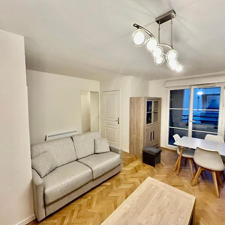 Ferienwohnung Le Sept Avec Parking, Transfert Vaires-sur-Marne Exterior foto